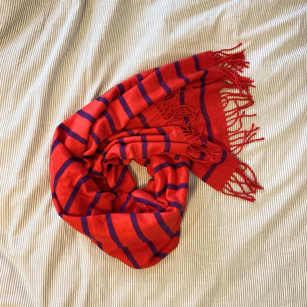 Gap scarf